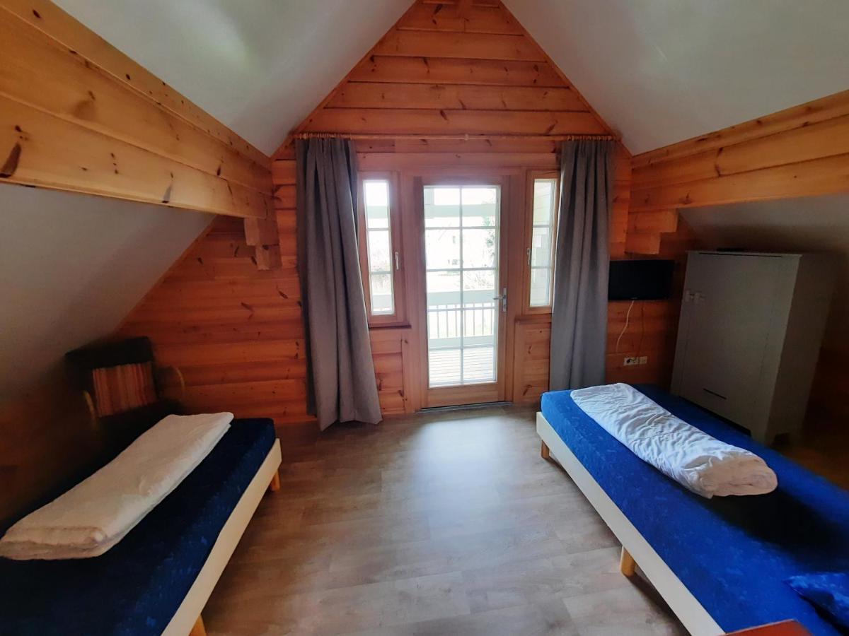 Ferienpark Dennenbos 3*
