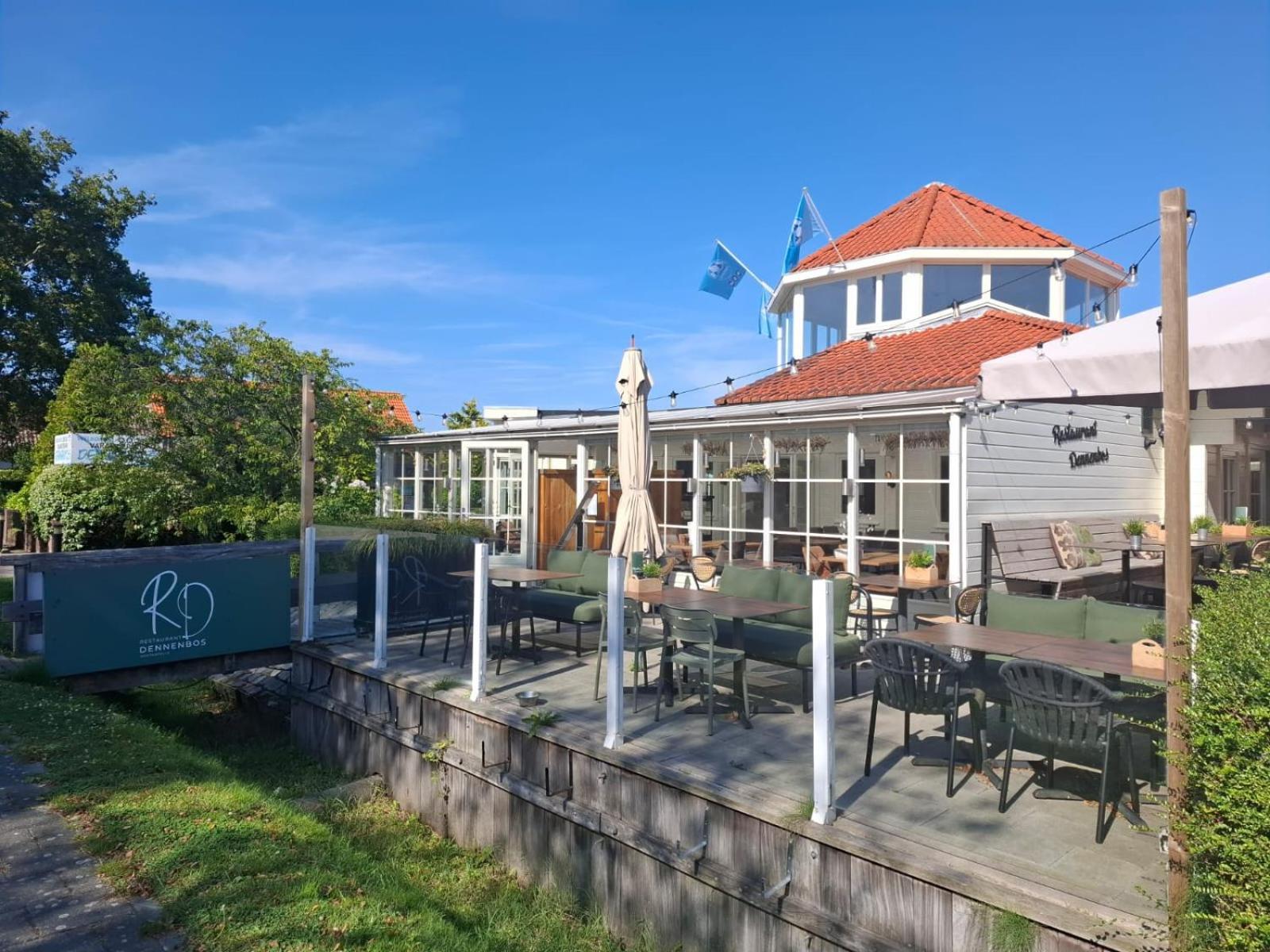 Dennenbos